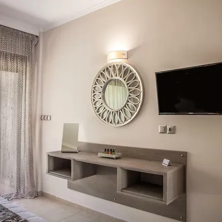 Royalty Suites Seaside Nikiti  Exterior photo