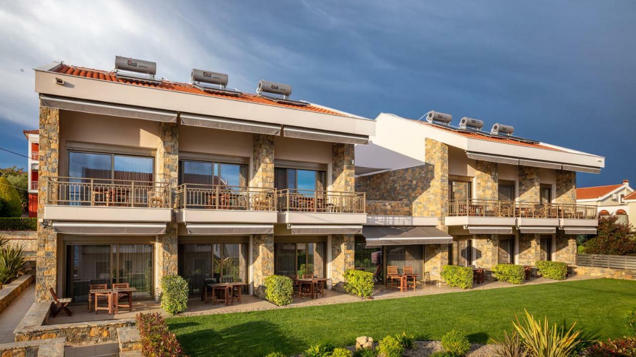 Royalty Seaside Hotel 3*